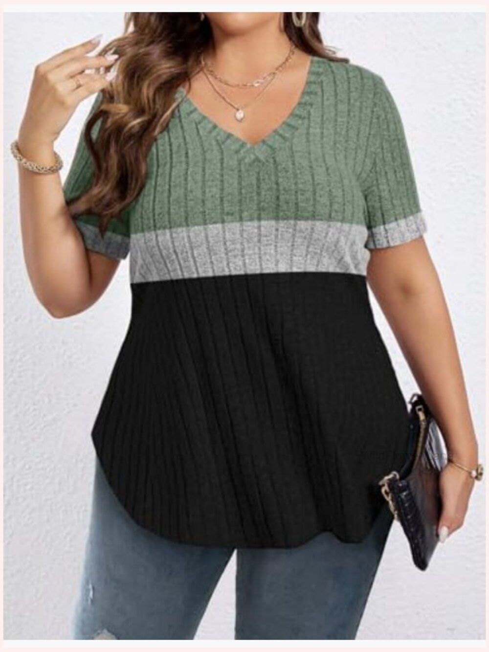 Plus Size V Neck Tunic Top Short Sleeve Lightweight Blouse for Women - Picture 5 of 7